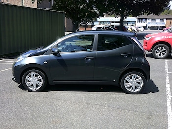 Used Toyota AYGO 2014 for sale - 79163809: Photo
