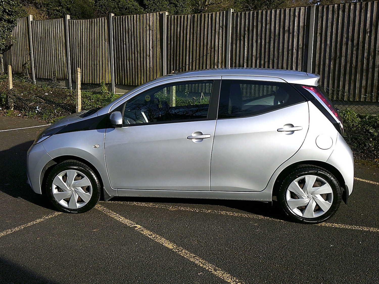 Used Toyota AYGO 2016 for sale - 77732361: Photo 3