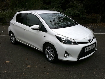 Used Toyota Yaris 2014 for sale - 76478016: Photo