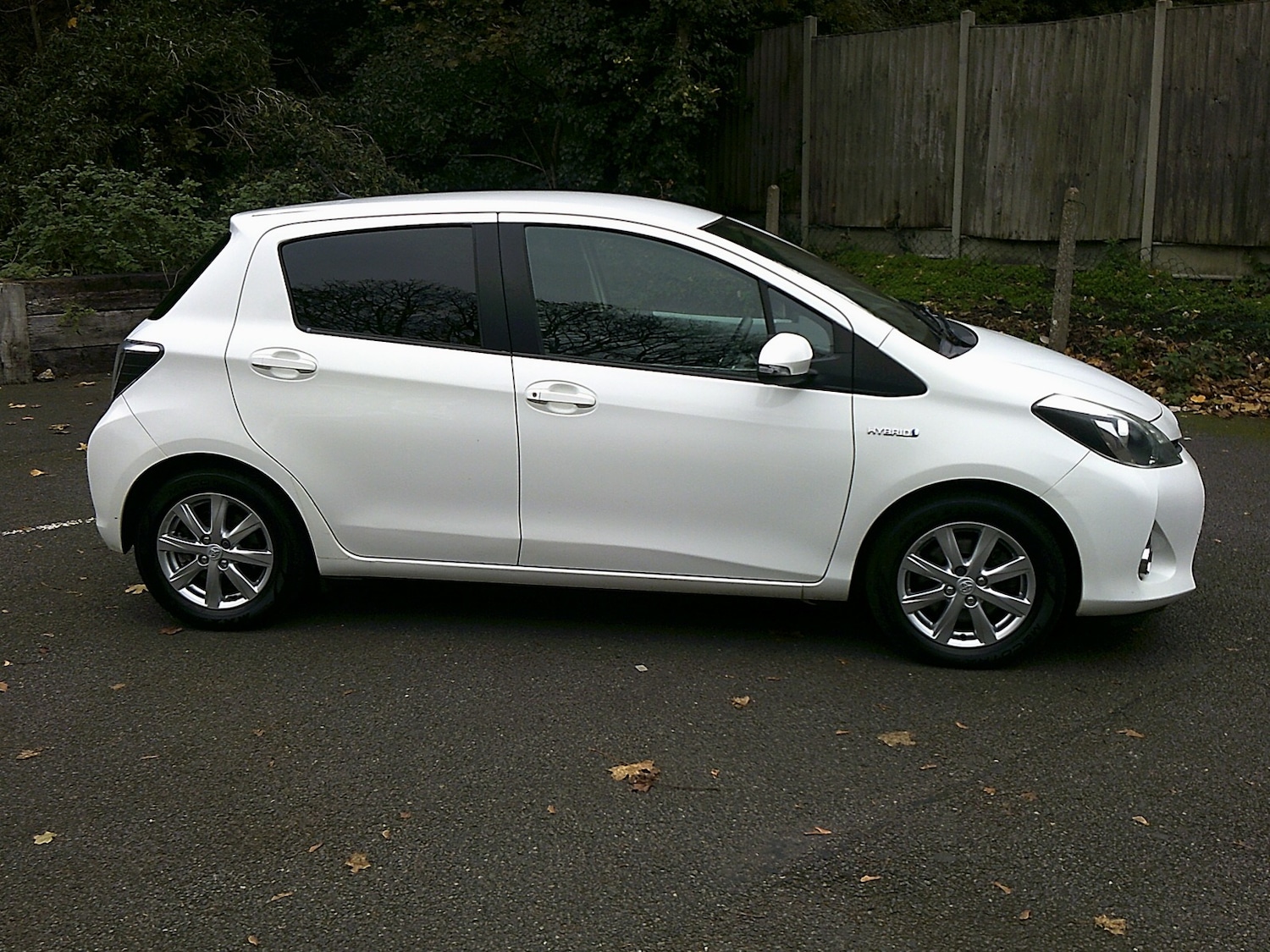 Used Toyota Yaris 2014 for sale - 76478016: Photo 2