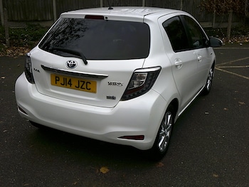 Used Toyota Yaris 2014 for sale - 76478016: Photo