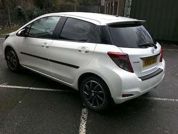 Used Toyota Yaris 2012 for sale - 76845428: Photo