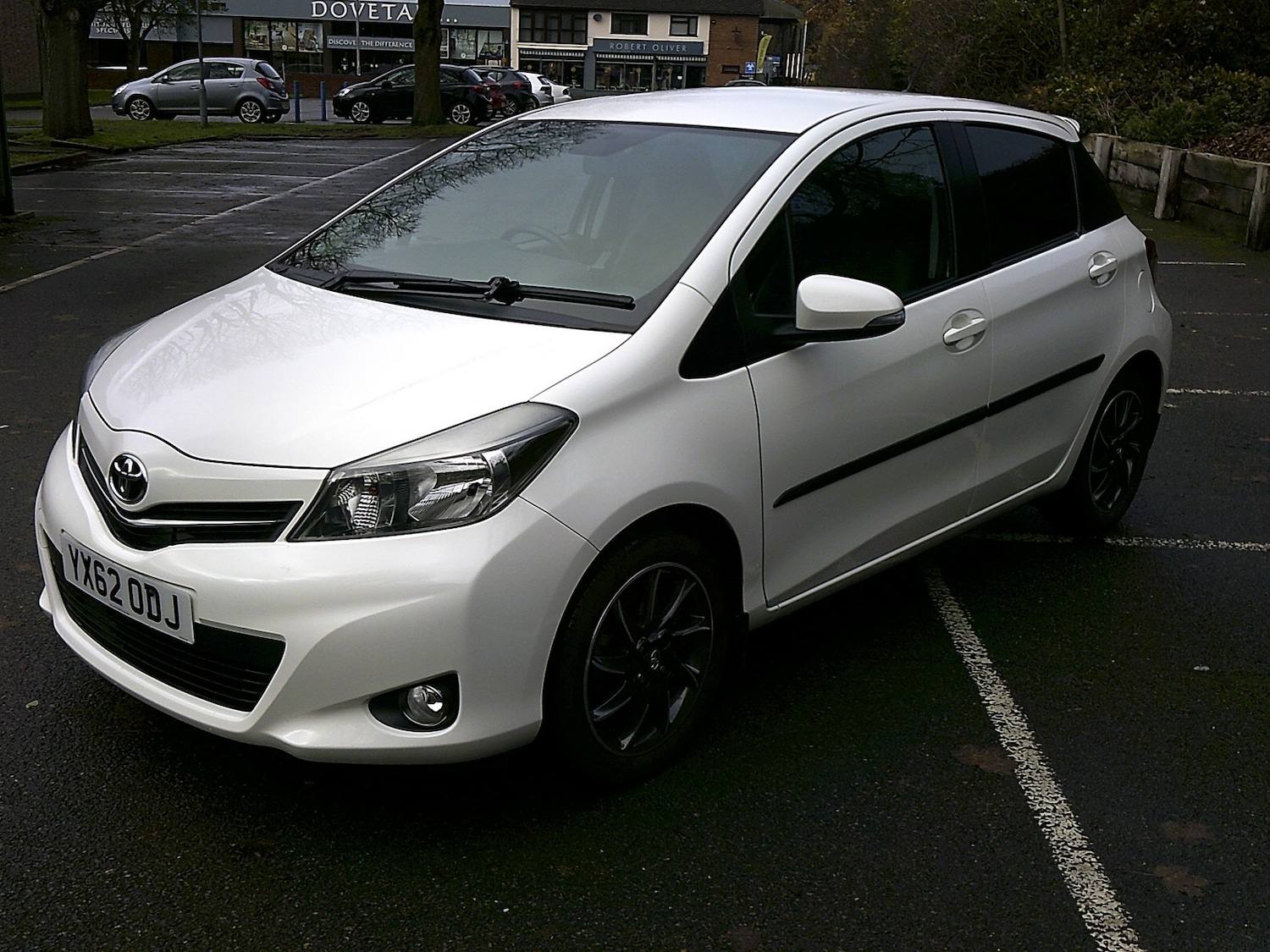 Used Toyota Yaris 2012 for sale - 76845428: Photo 5