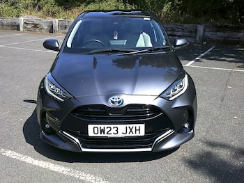 Used Toyota Yaris 2023 for sale - 79418232: Photo