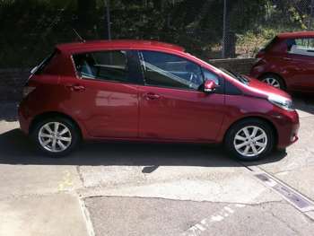 Used Toyota Yaris 2013 for sale - 75105729: Photo