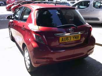 Used Toyota Yaris 2013 for sale - 75105729: Photo