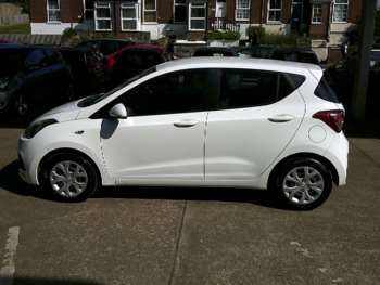 Used Hyundai i10 2016 for sale - 74929537: Photo