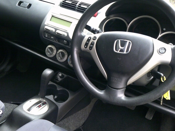 Used Honda Jazz 2008 for sale - 76300577: Photo 9