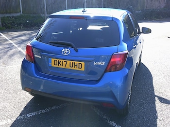 Used Toyota Yaris 2017 for sale - 77917834: Photo