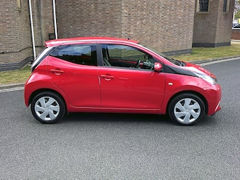 Used Toyota AYGO 2018 for sale - 79580869: Photo