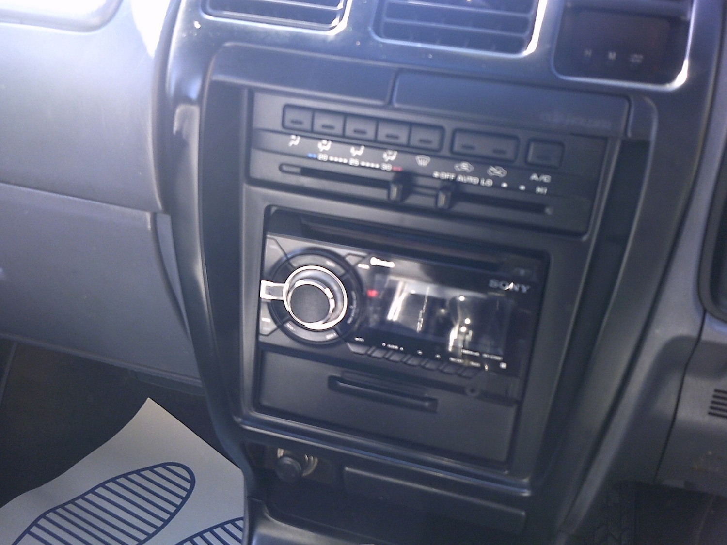 Used Toyota Hilux 2004 for sale - 78149965: Photo 12