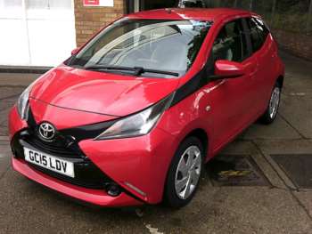 2015 (15) - 1.0 VVT-i X-Play 5dr x-shift
