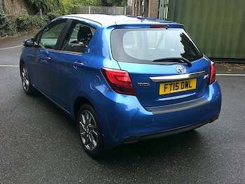 Used Toyota Yaris 2015 for sale - 78826217: Photo