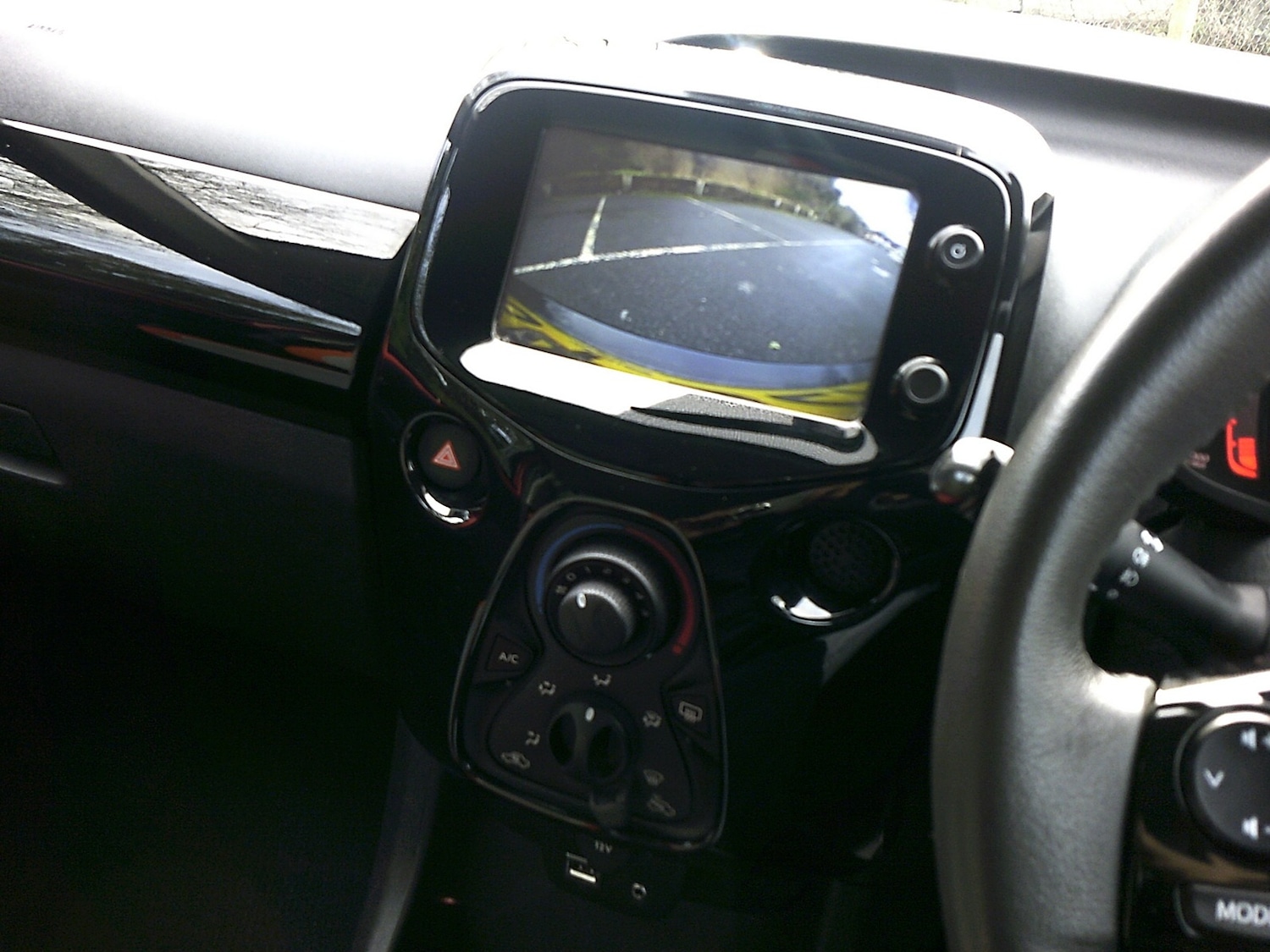 Used Toyota AYGO 2014 for sale - 77639548: Photo 10