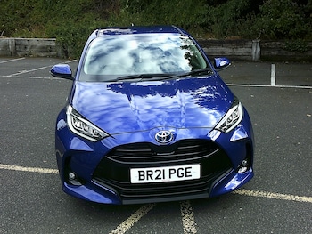 Used Toyota Yaris 2021 for sale - 79366098: Photo