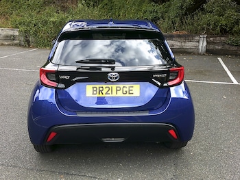 Used Toyota Yaris 2021 for sale - 79366098: Photo