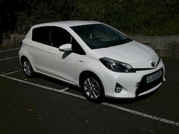 Used Toyota Yaris 2013 for sale - 79800780: Photo