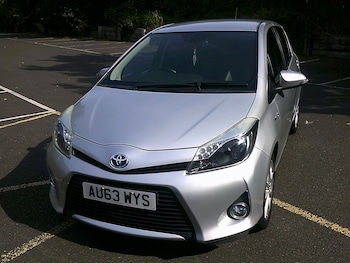 Used Toyota Yaris 2013 for sale - 79285325: Photo