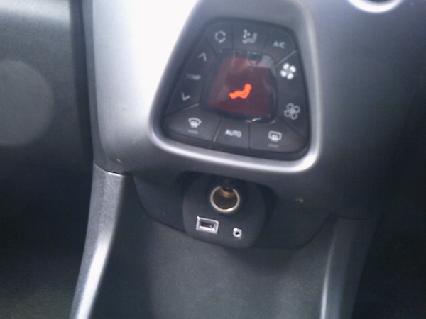 Used Toyota AYGO 2018 for sale - 76064008: Photo 11