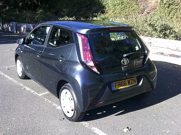 Used Toyota AYGO 2017 for sale - 76192569: Photo 4
