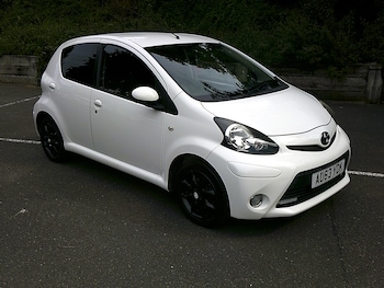 Used Toyota AYGO 2013 for sale - 75511588: Photo