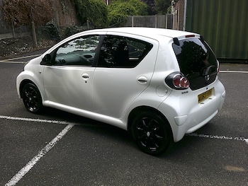 Used Toyota AYGO 2013 for sale - 75511588: Photo