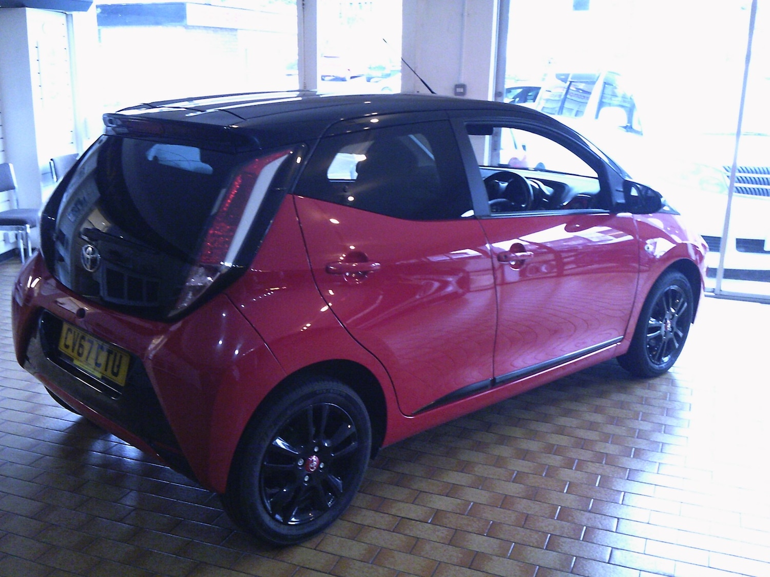 Used Toyota AYGO 2017 for sale - 77675441: Photo 4