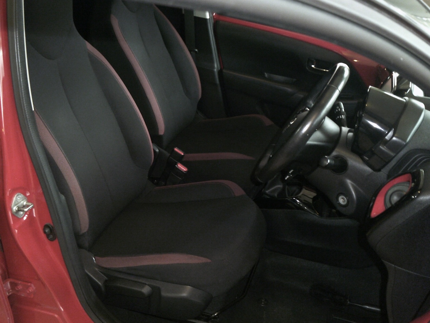 Used Toyota AYGO 2017 for sale - 77675441: Photo 8