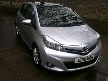 Used Toyota Yaris 2012 for sale - 73791604: Photo
