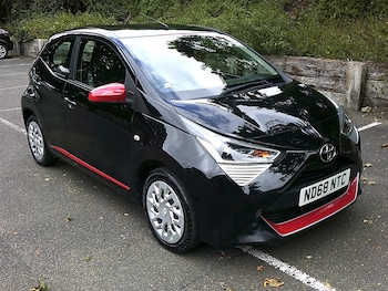 2019 (68) - 1.0 VVT-i X-Play 5dr