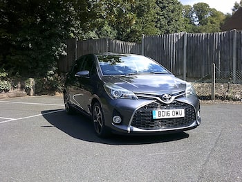 Used Toyota Yaris 2016 for sale - 79432236: Photo