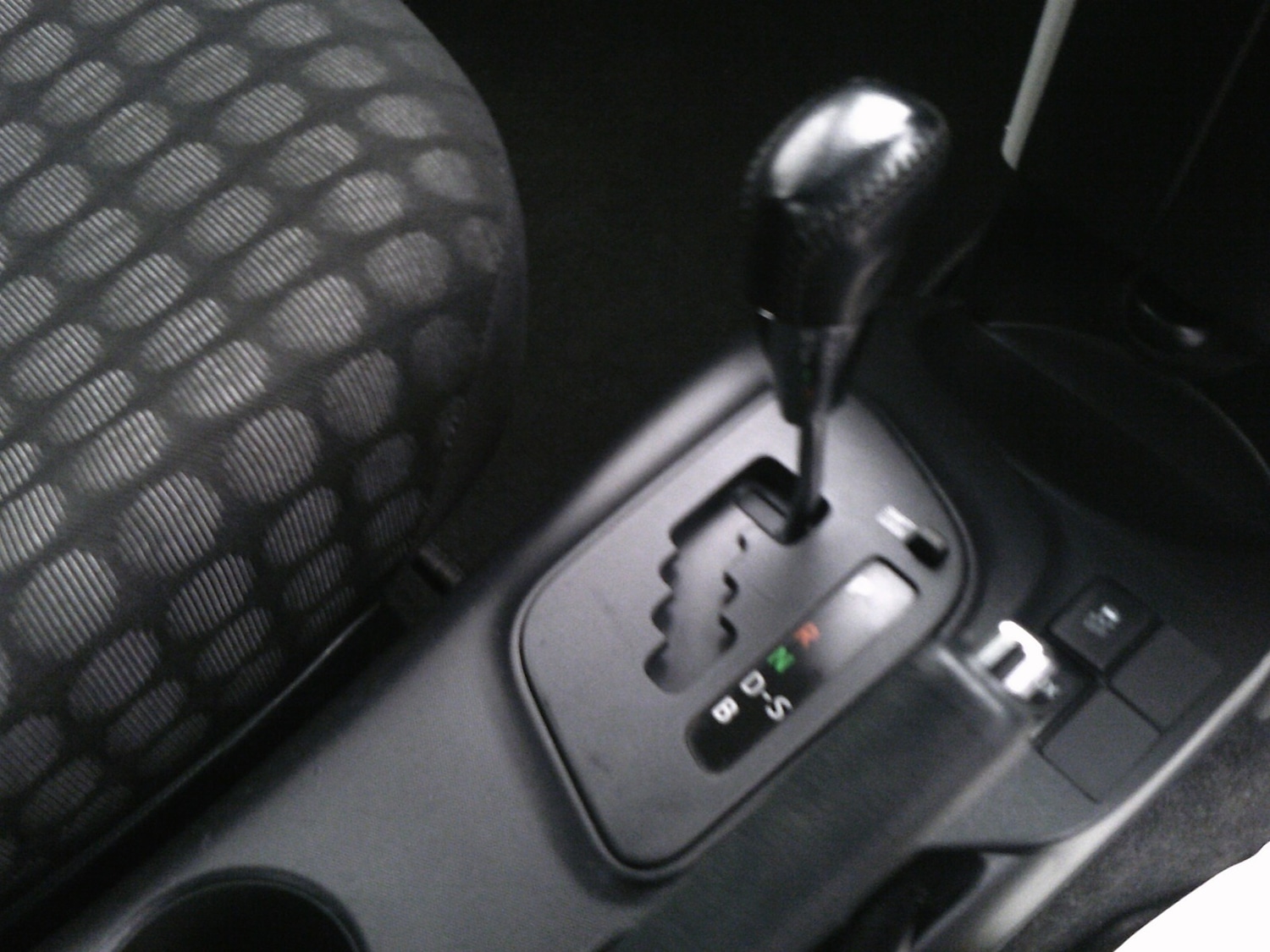 Used Toyota IQ 2011 for sale - 77459745: Photo 9