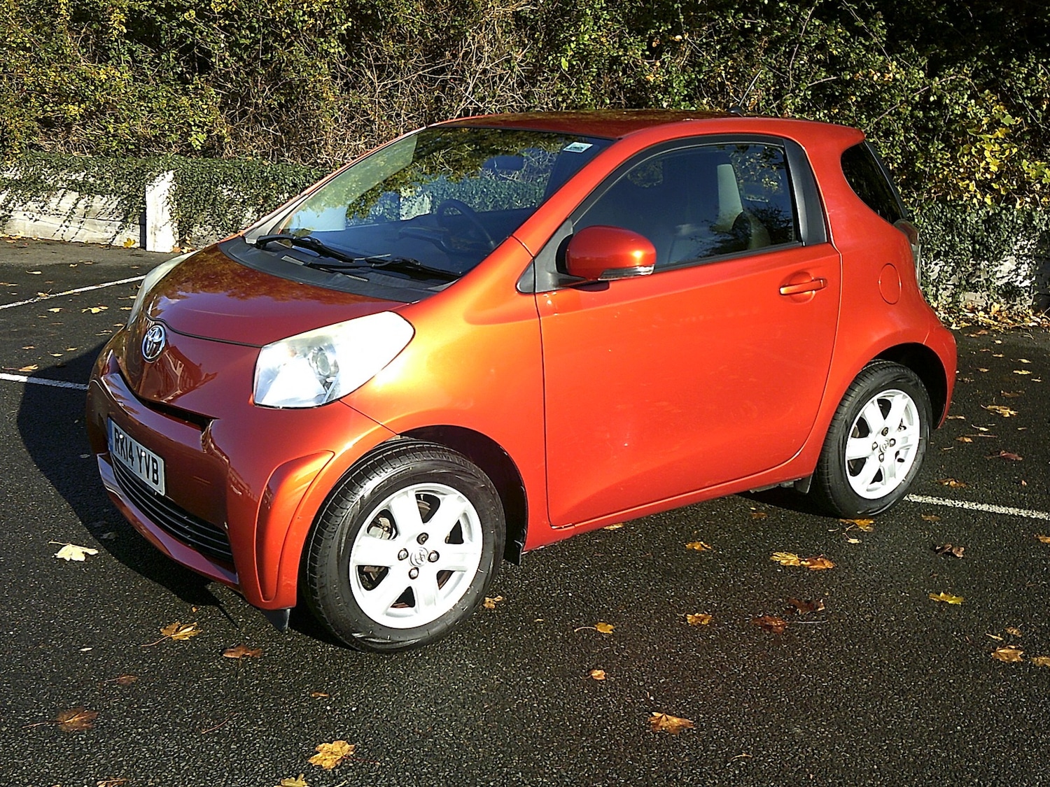 Used Toyota IQ 2014 for sale - 76436342: Photo 2