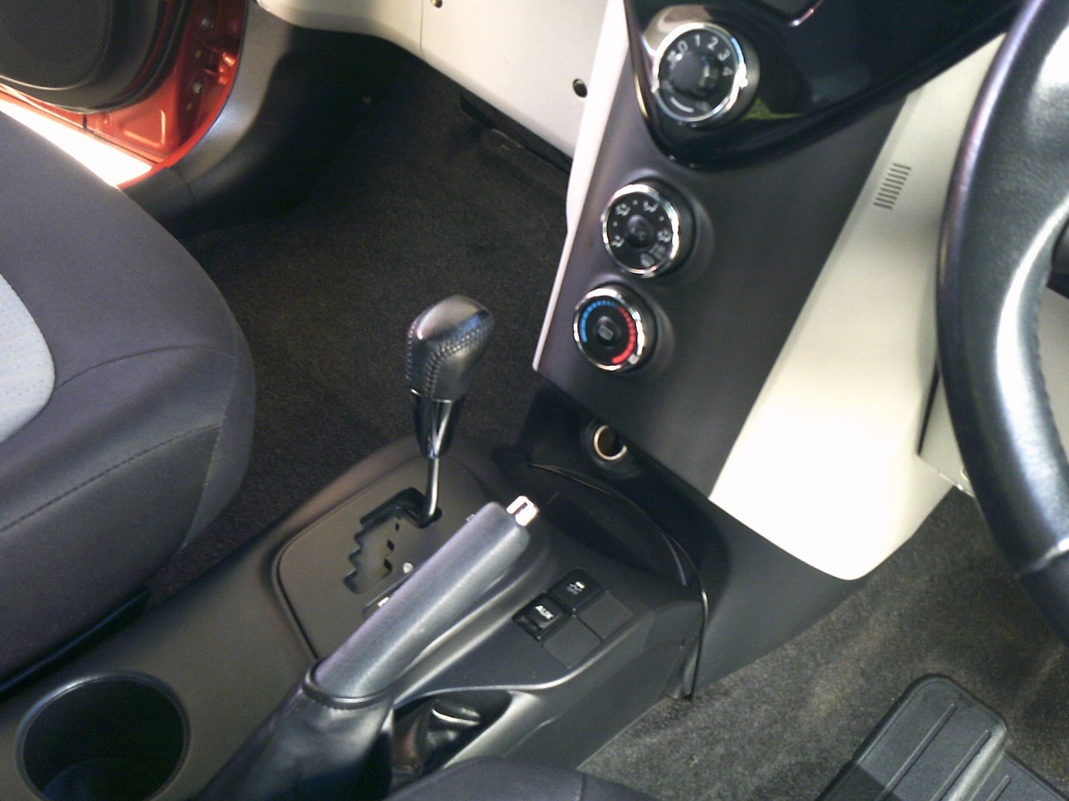 Used Toyota IQ 2014 for sale - 76436342: Photo 8