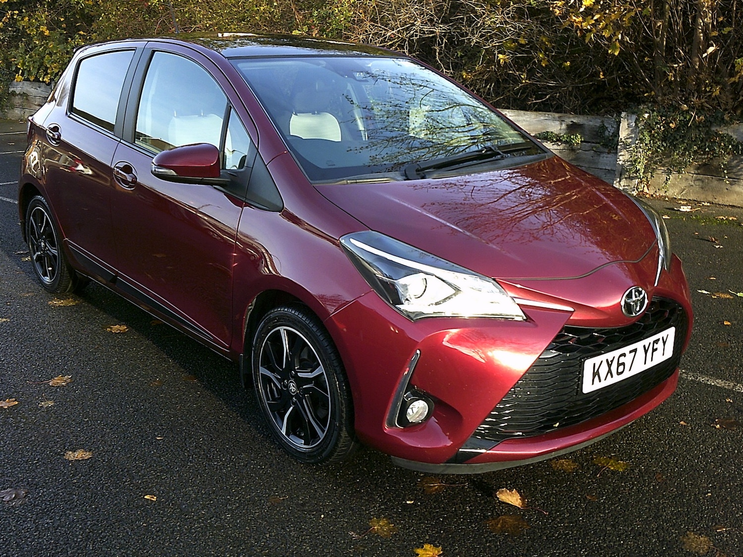 Used Toyota Yaris 2017 for sale - 76564996: Photo 1