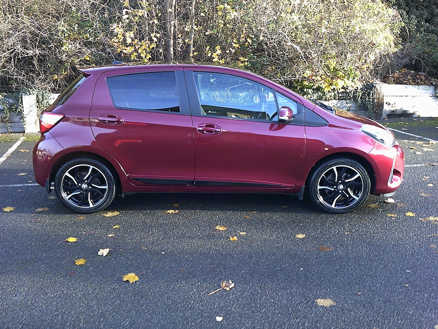 Used Toyota Yaris 2017 for sale - 76564996: Photo 2