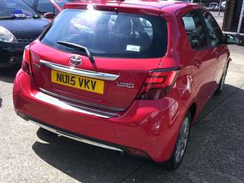 Used Toyota Yaris 2015 for sale - 74938175: Photo