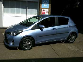 2016 (66) - 1.33 VVT-i Icon 5dr