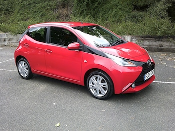 2014 (64) - 1.0 VVT-i X-Pression 5dr