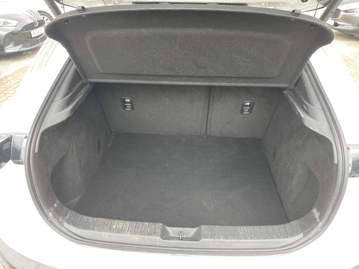 Used Mazda CX-30 2023 for sale - 76869325: Photo 17