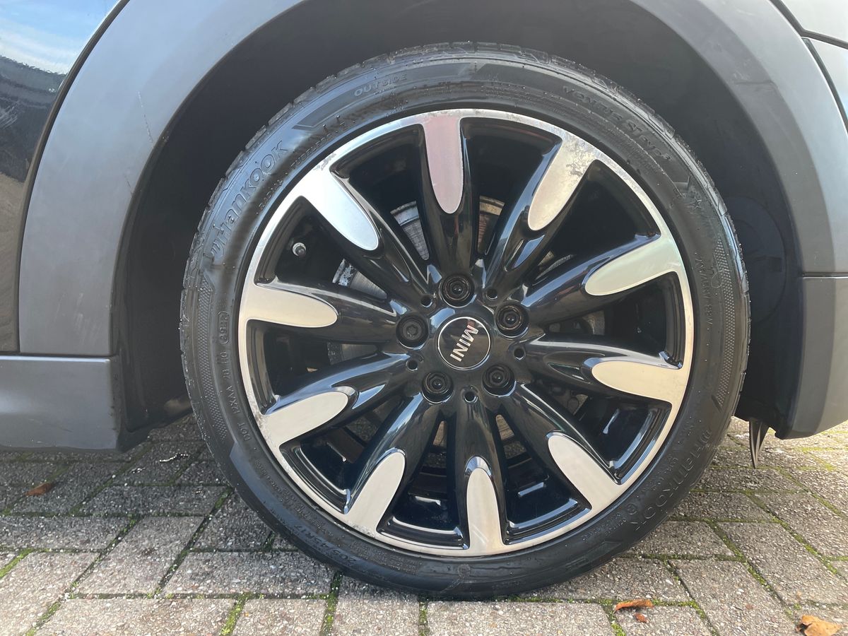 Used MINI Convertible 2020 for sale - 76870533: Photo 13