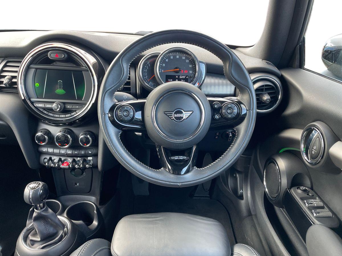 Used MINI Convertible 2020 for sale - 76870533: Photo 21