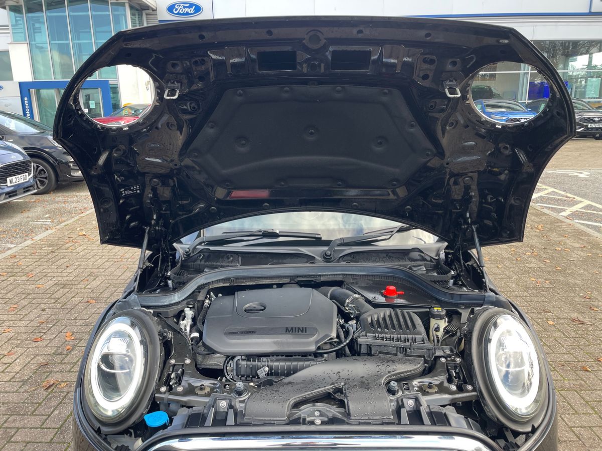 Used MINI Convertible 2020 for sale - 76870533: Photo 33