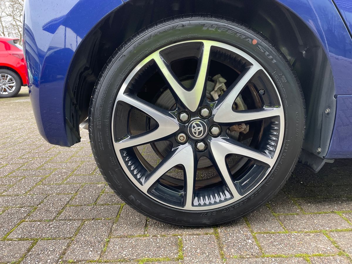 Used Toyota Yaris 2020 for sale - 77848031: Photo 11