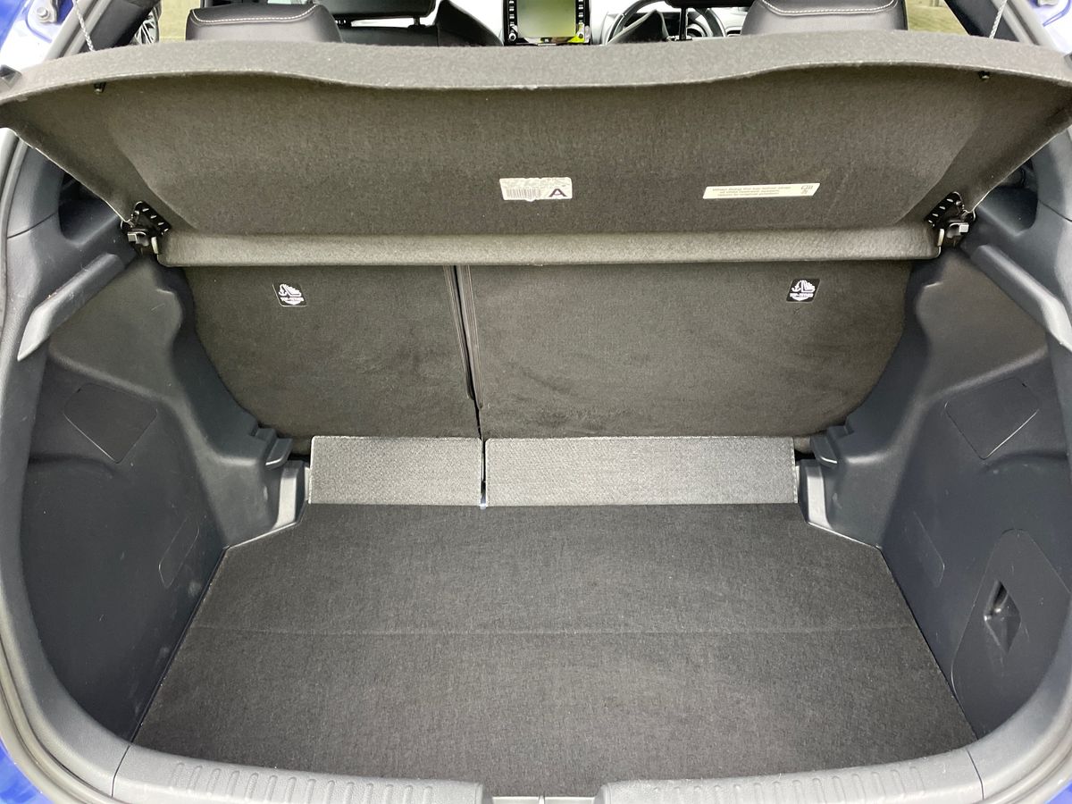 Used Toyota Yaris 2020 for sale - 77848031: Photo 17