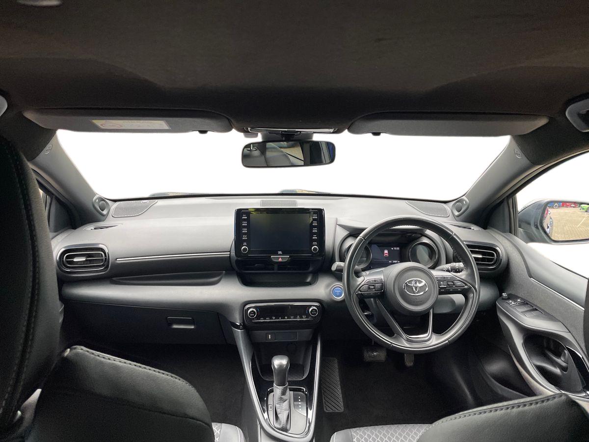 Used Toyota Yaris 2020 for sale - 77848031: Photo 19