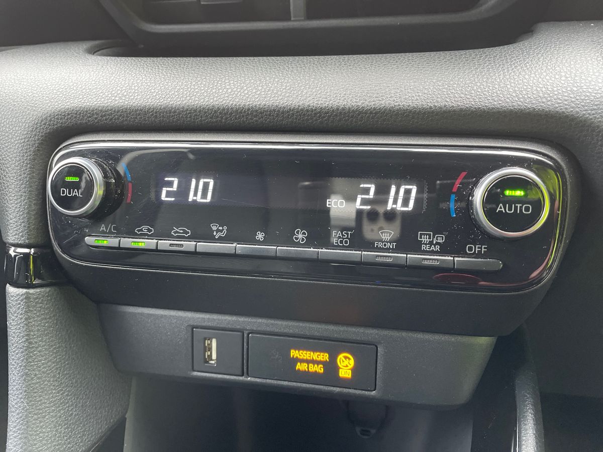 Used Toyota Yaris 2020 for sale - 77848031: Photo 26