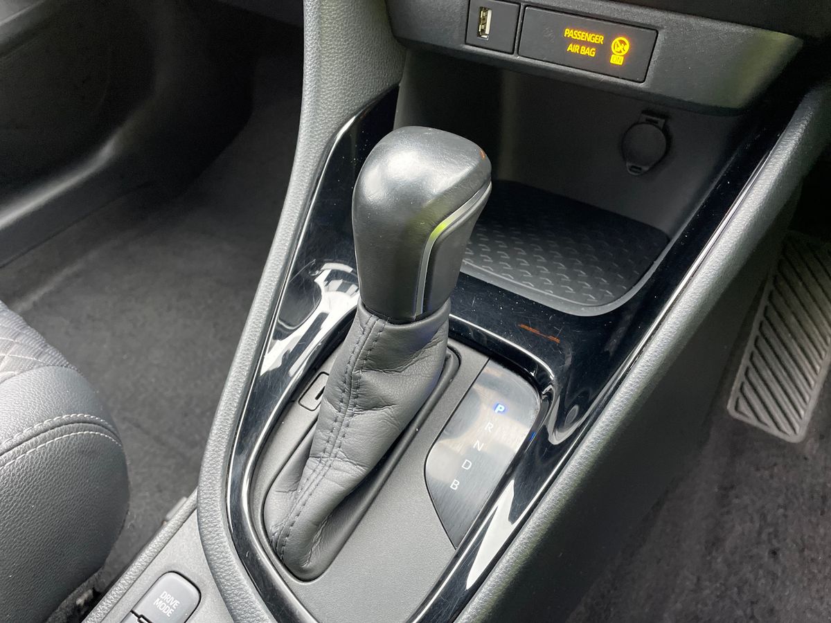 Used Toyota Yaris 2020 for sale - 77848031: Photo 27