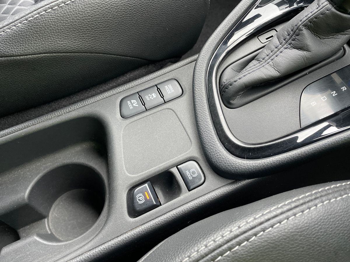 Used Toyota Yaris 2020 for sale - 77848031: Photo 35