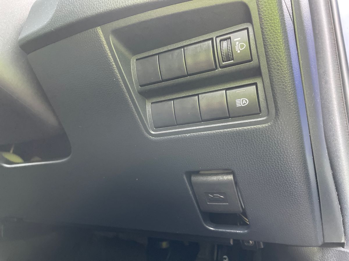 Used Toyota Yaris 2020 for sale - 77848031: Photo 39